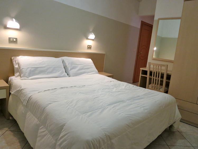 Hotel Romina ริมินี ภายนอก รูปภาพ